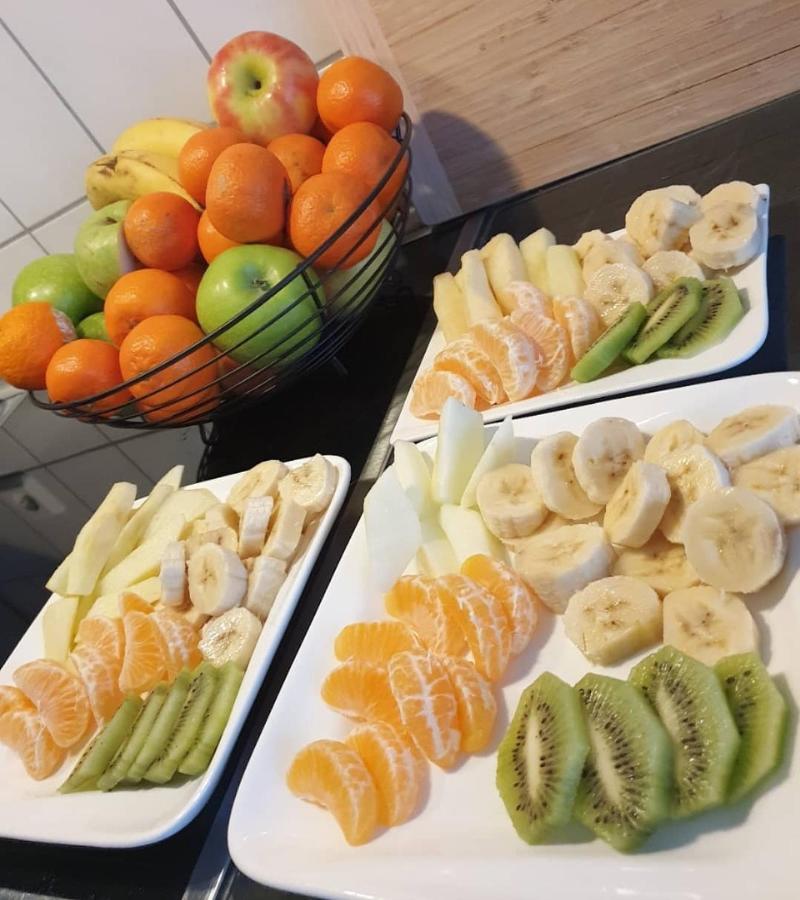 Bar-Restaurant-Hotel-Familja Klos المظهر الخارجي الصورة
